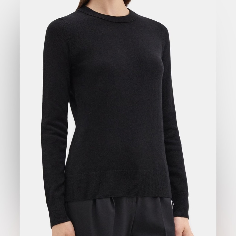 NWOT Theory Black Cashmere Sweater XL